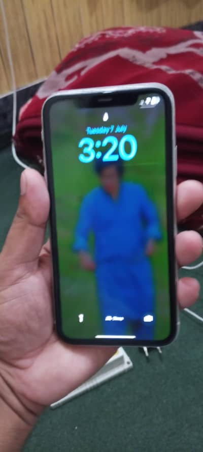 Apple iPhone 11