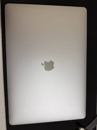 MacBook Pro 15” (2017) with Touch Bar | 16GB RAM | 512GB SSD