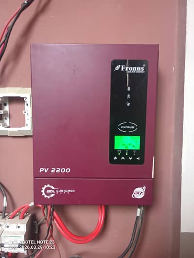 Fronus inverter 1.6KW Hybrid and Solar panels