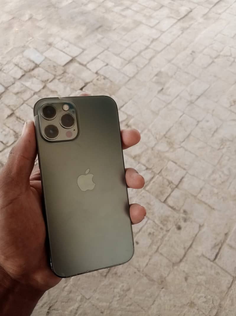 Apple iPhone 12 Pro Max 1