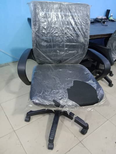 Office Chair / Revolving Chair With Conference Table