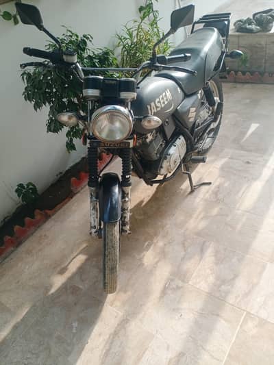 Suzuki 150 se mint condition