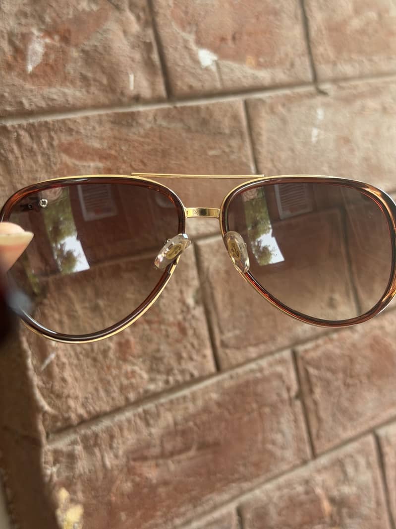 Glasses 1