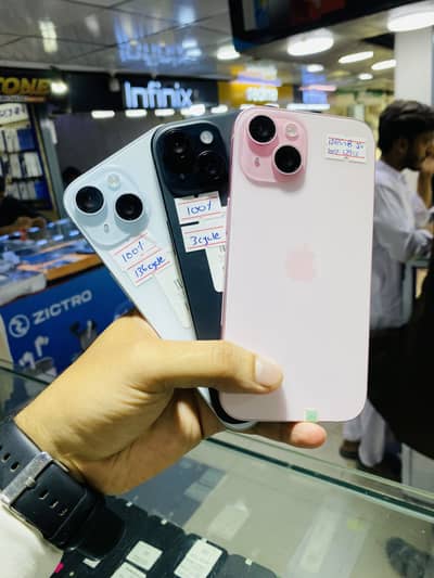 Apple iPhone 15