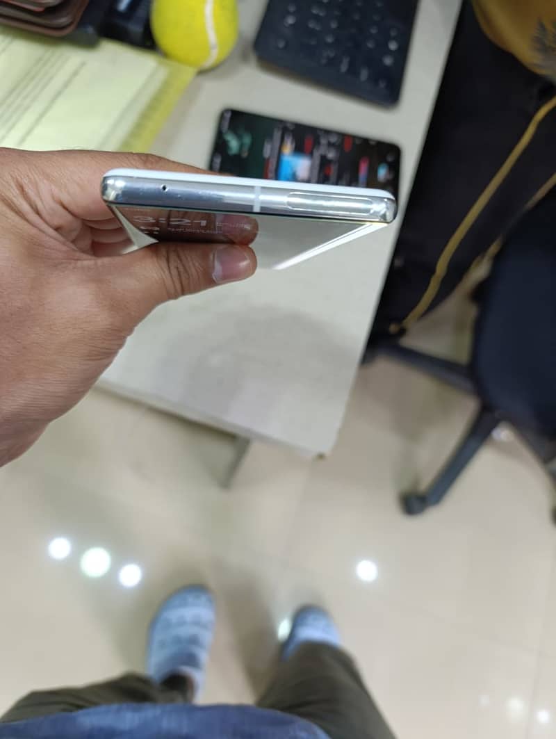 Google Pixel 7 Pro 4