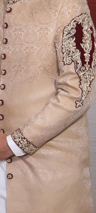 Groom sherwani with kulha
