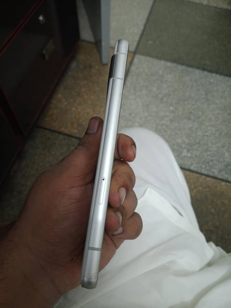 google pixel 7a 3