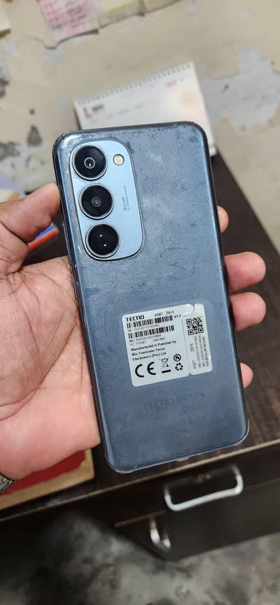 Tecno CAMON 40 Pro