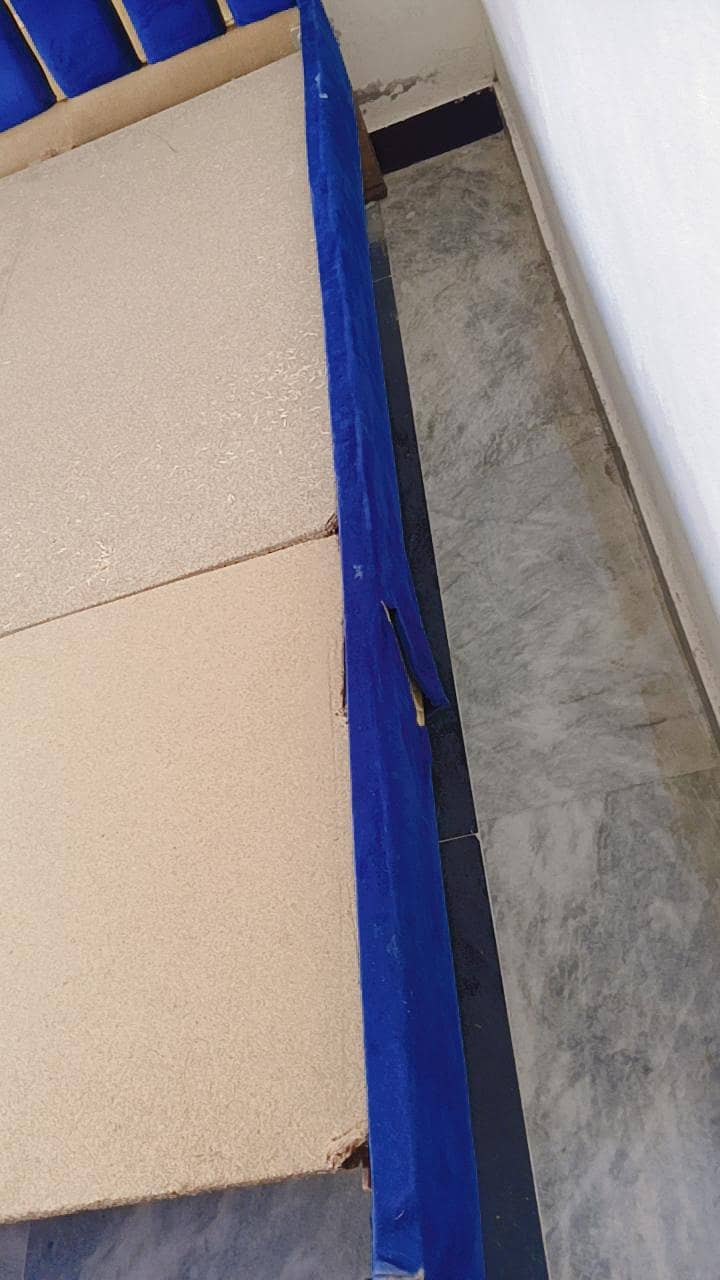 King size bed 3