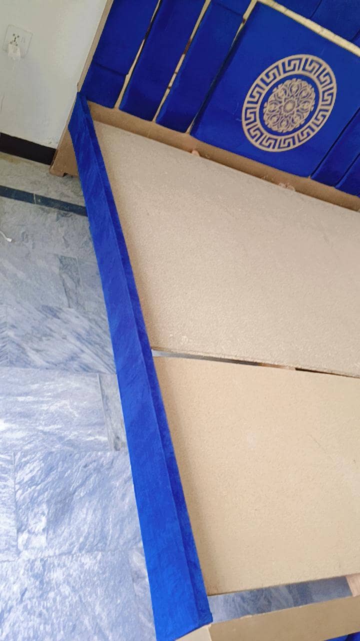 King size bed 4