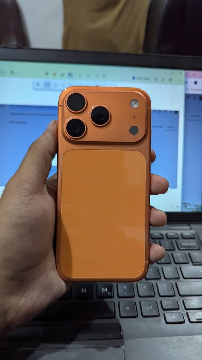 Apple iPhone 17 Pro 0