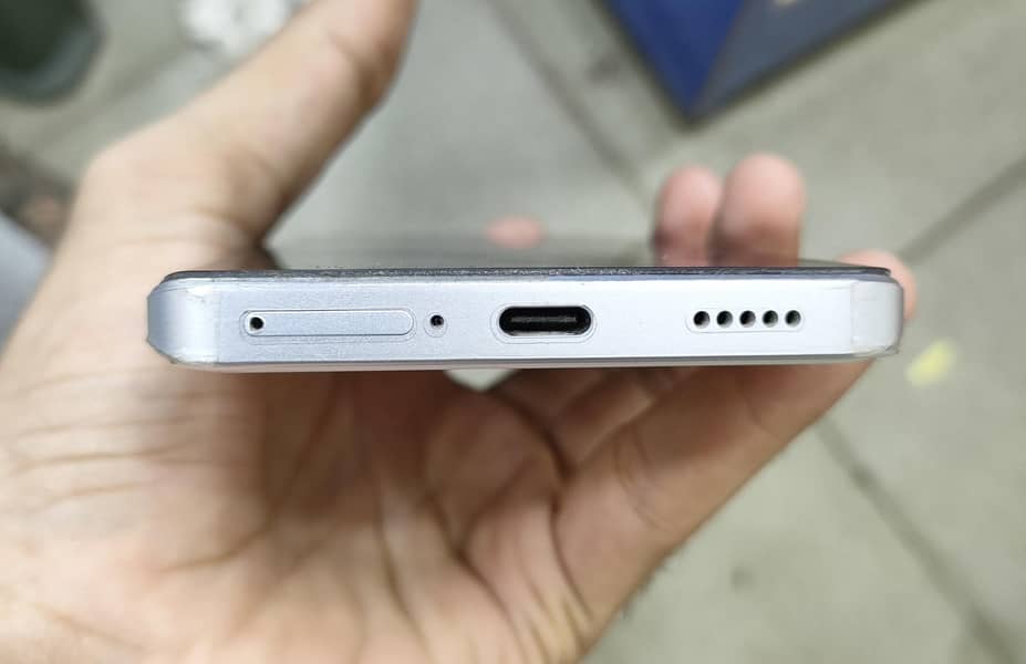 Redmi Note 13 Pro Plus 6