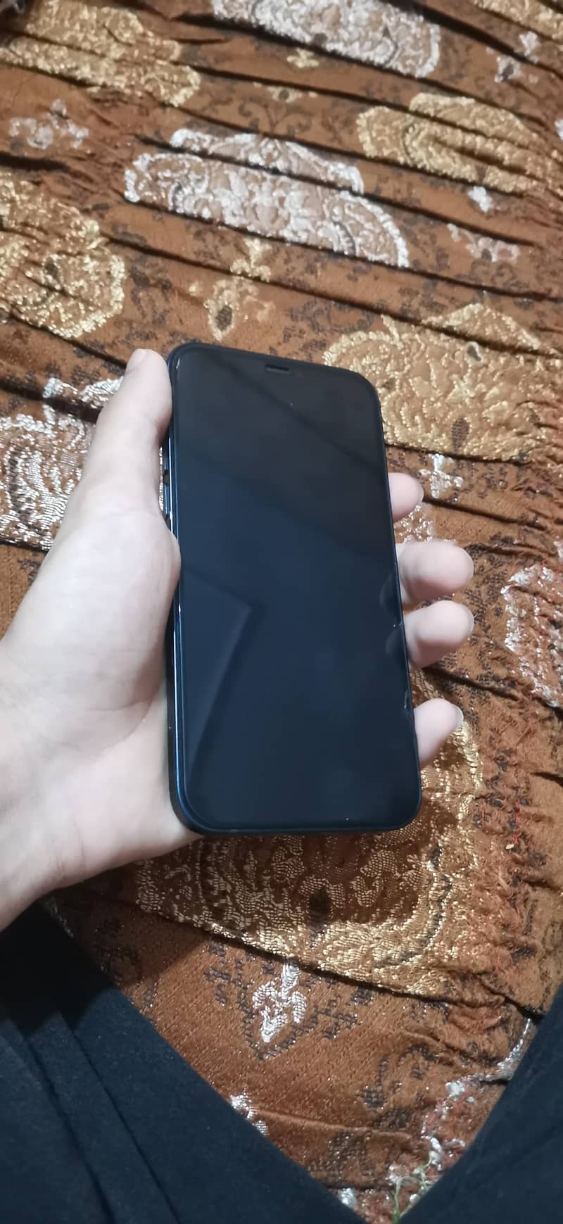 Apple iPhone 12 8