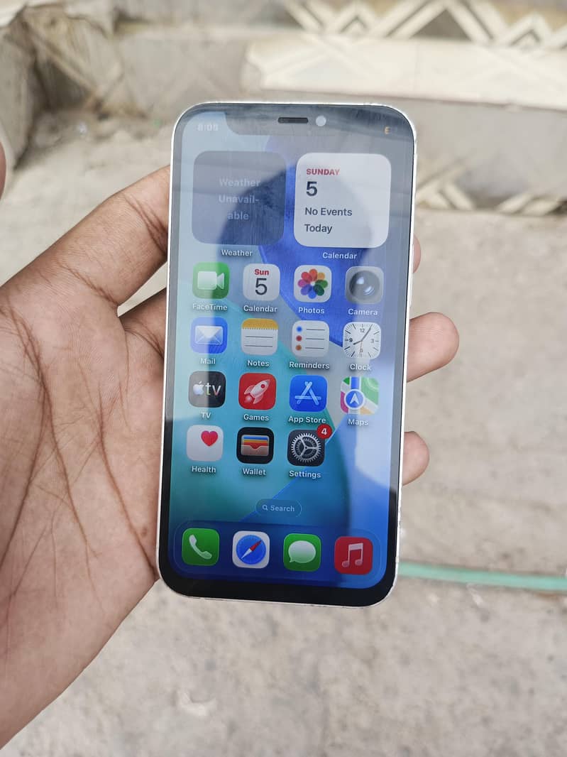 iPhone 12 mini 1