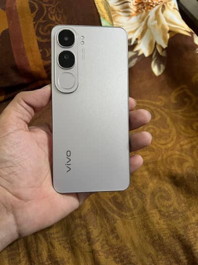 Vivo Y200