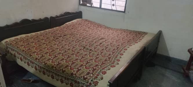 2 single beds pure wood
