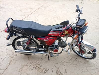 Hi speed baik model 2025 All ok with dobel Saman number laga hua hai