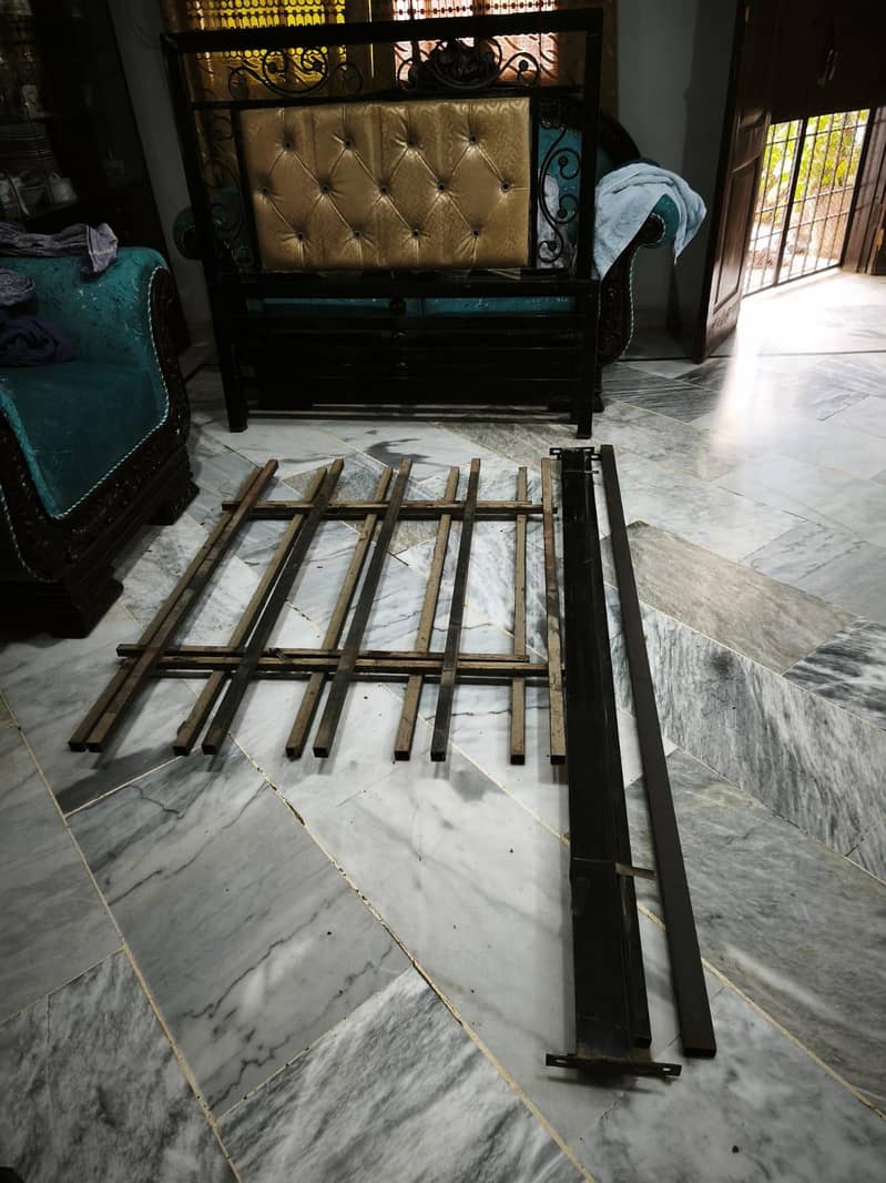 Single Iron Bed 2