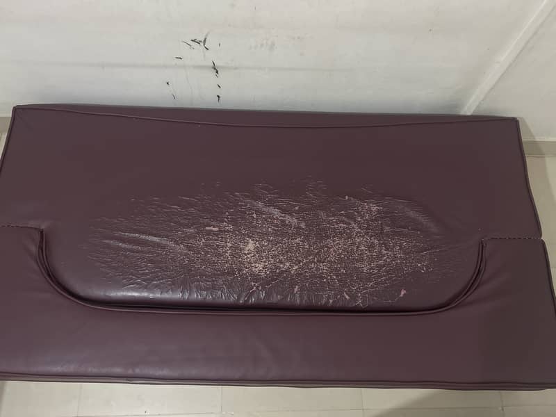 Sofa come bed 1