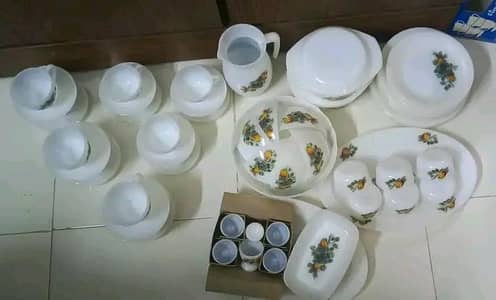 72 pcs dinner set no cod Arcopal France