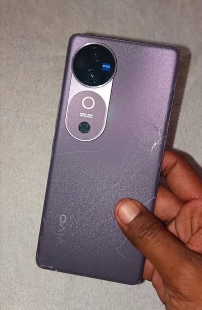 Vivo V40 5G