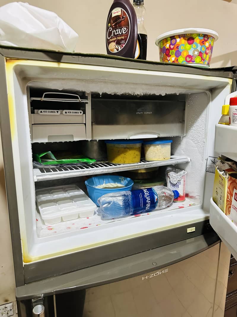 Dawlance Grey Refrigerator | Double Door | Excellent Condition 4