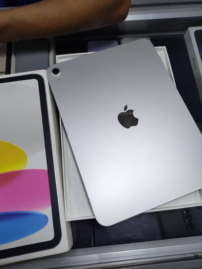 iPad 11