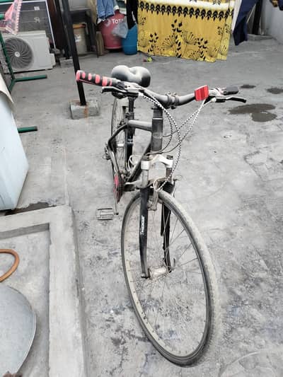 Louis Garneau Hybrid Bicycle – 21 Speed | Excellent Condition