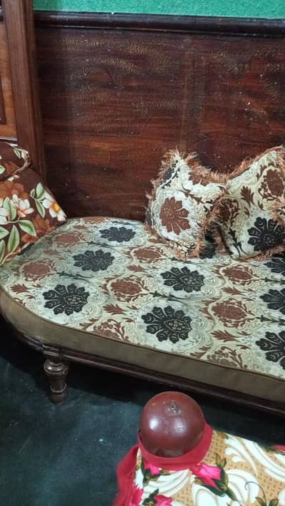 deewan for sale