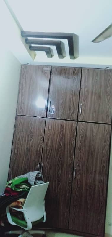 VIP beautiful 5 Marla portion is available for rent in sabzazar Lahore