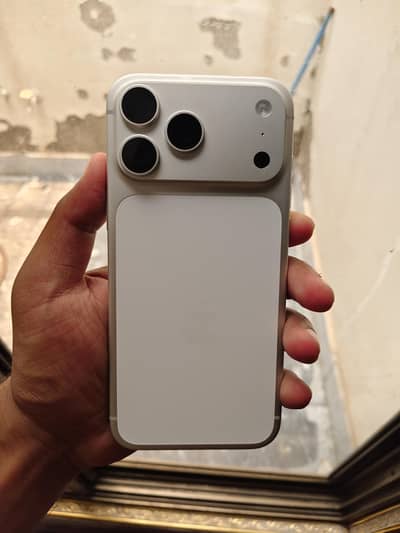 iPhone 17 Pro jv 256gb just box open silver one cycle count