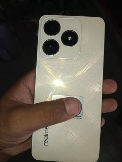 Realme C61