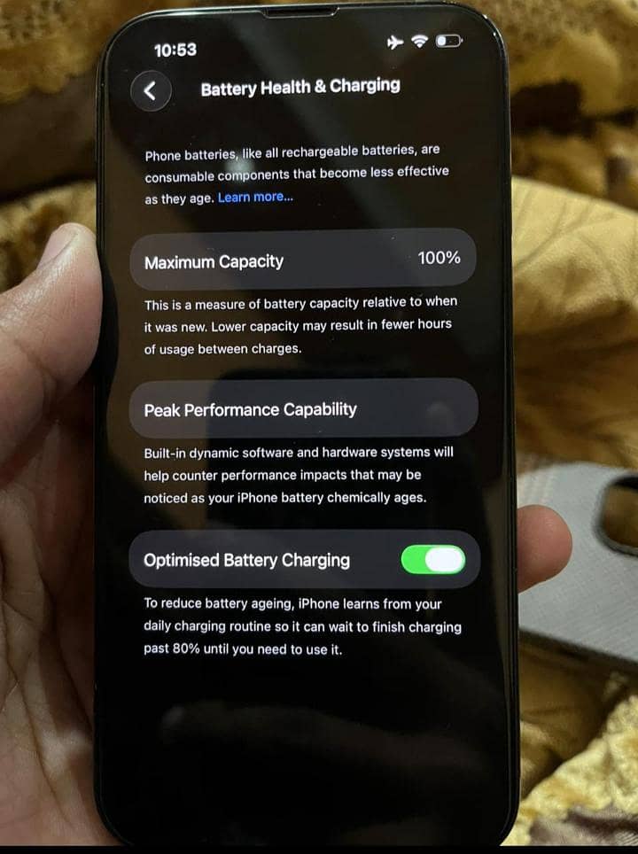 Apple iPhone 13 4