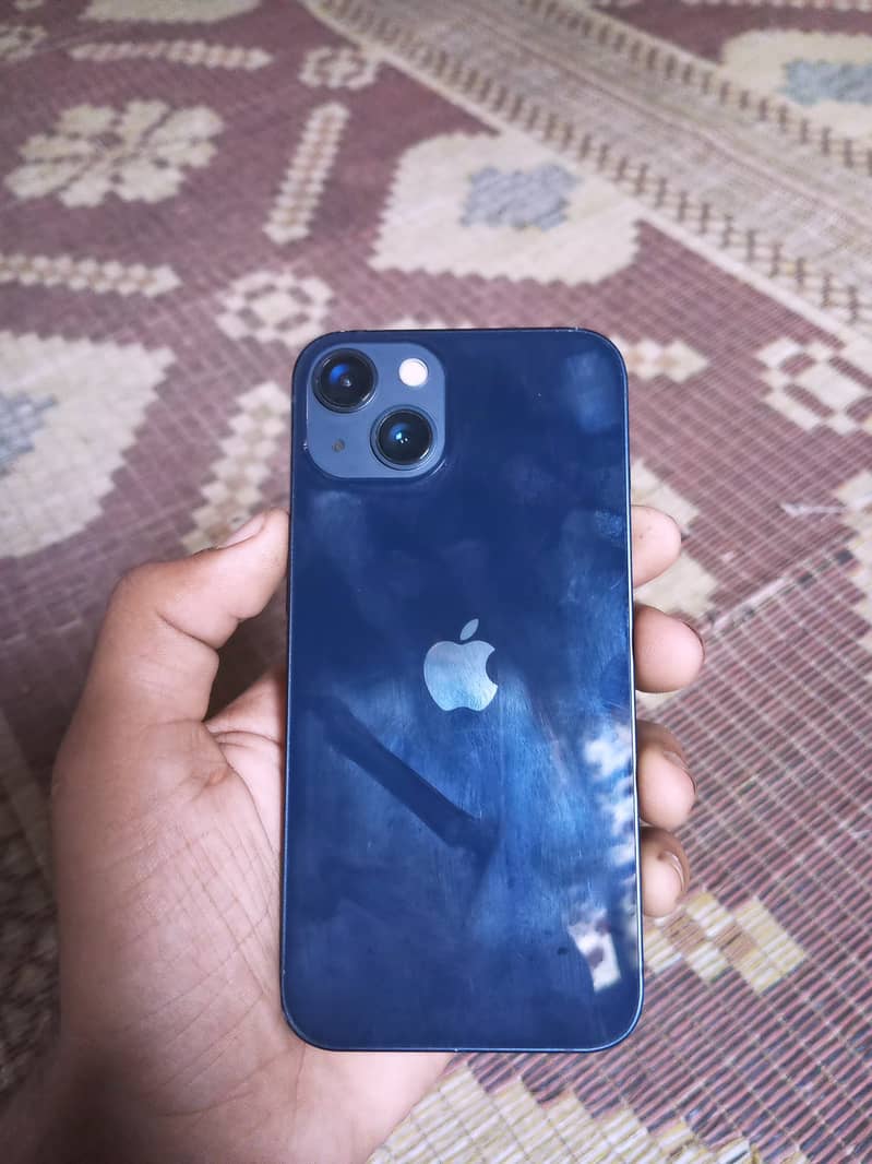 Apple iPhone 13 1