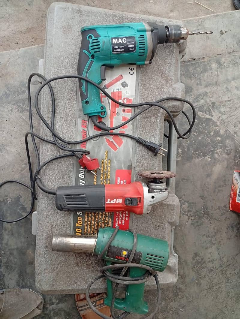 drill and grinder 0