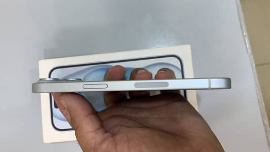 Apple iPhone 15
