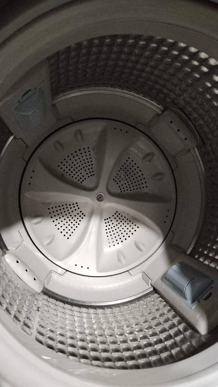 Haier  9kg automatic machine 2