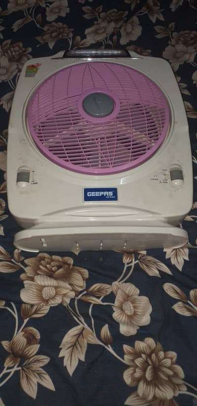 charging fan. . . 10 bay 9 condition