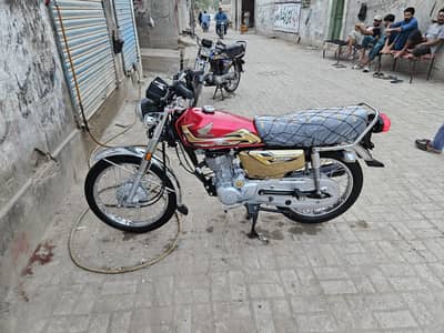 Honda CG 125 special edition golden