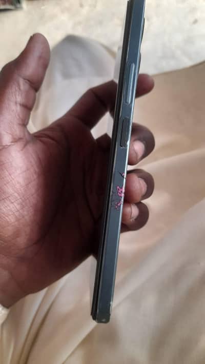Vivo Y17s