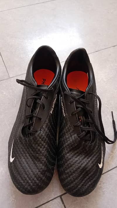 Original nike phantom UK 8