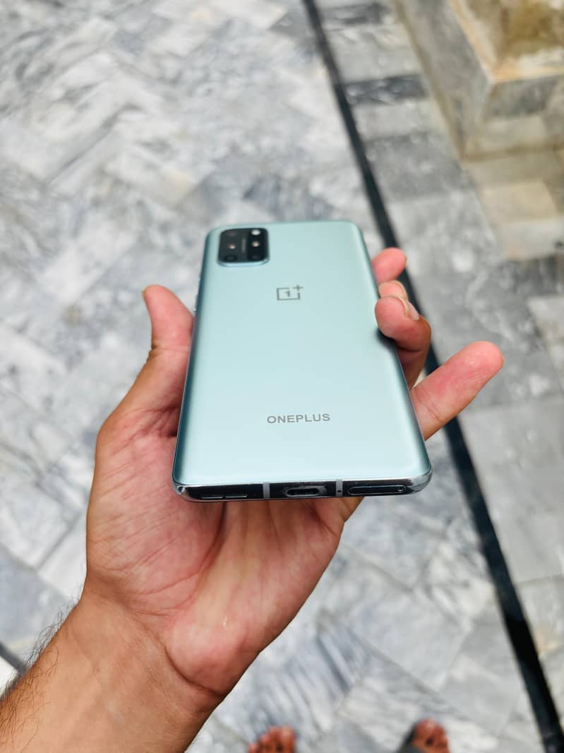 One Plus 8T 1