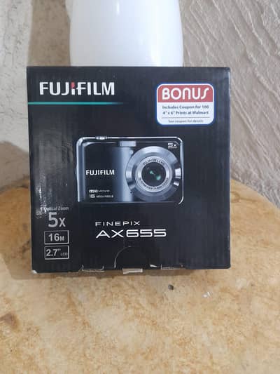 Fujifilm FinePix AX550 digital camera, a 16-megapixel 10by10