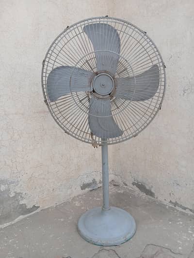 Fan Pedestal Fan GFC for Sale in Faisalabad