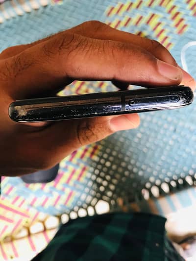 lg g8xthinq
