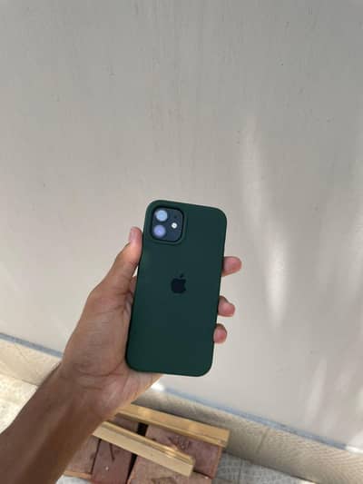 Apple iPhone 12