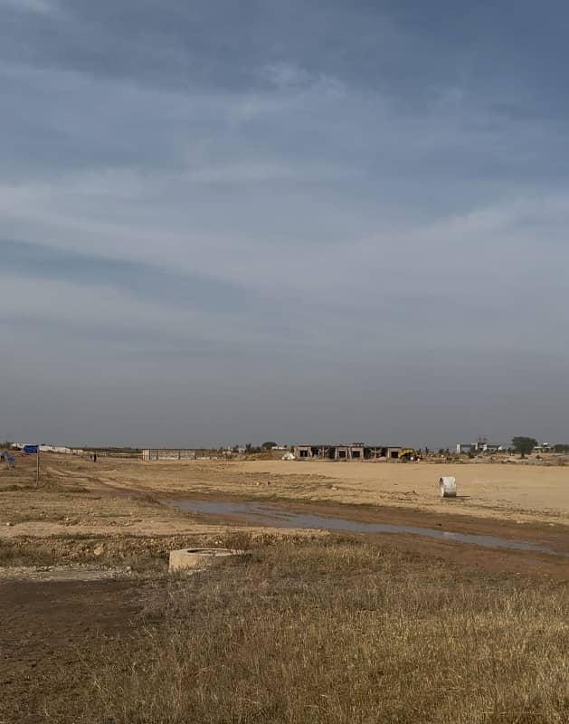 Silver City Main Road Commerical Plot 5