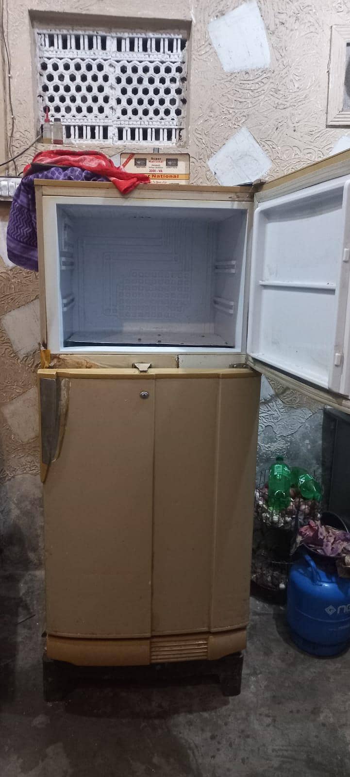 refrigerator 1