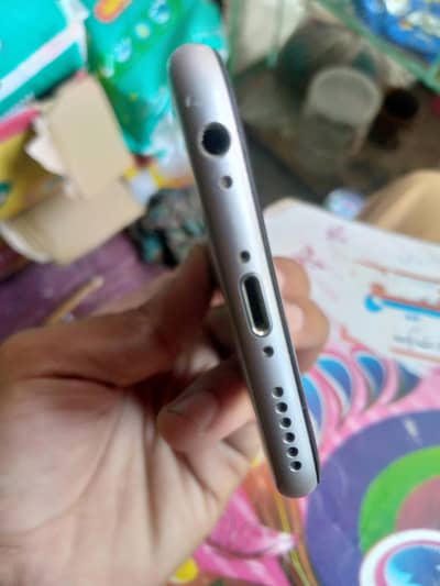 Apple iPhone 6S