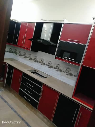VIP beautiful 5 Marla portion is available for rent in sabzazar Lahore